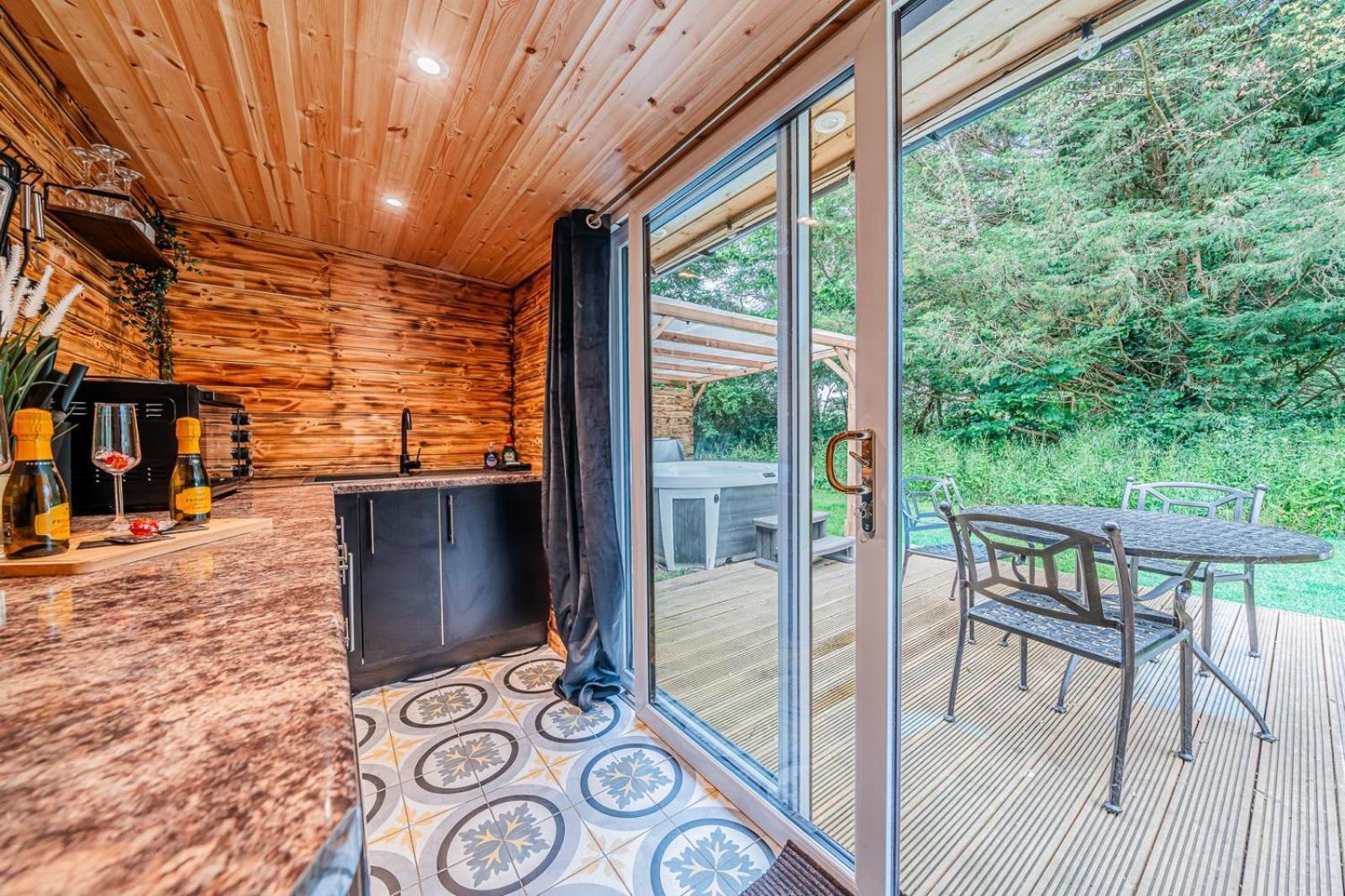 Cozy Cottage With Hot Tub! Cadnam Esterno foto