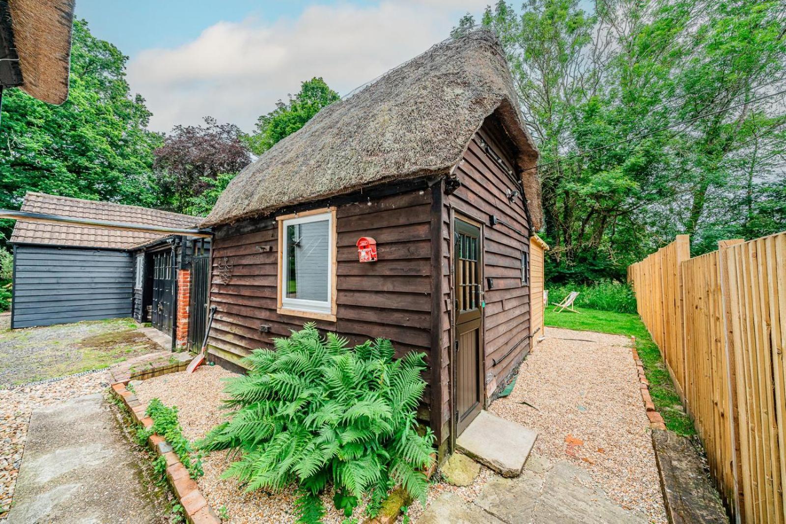 Cozy Cottage With Hot Tub! Cadnam Esterno foto